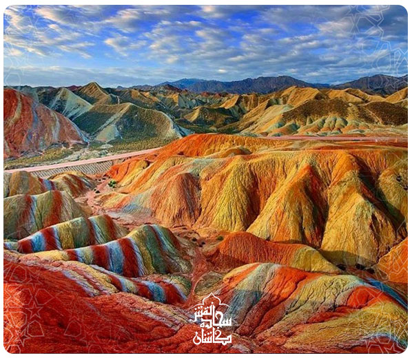 کوه های رنگین کمانی تبریز
