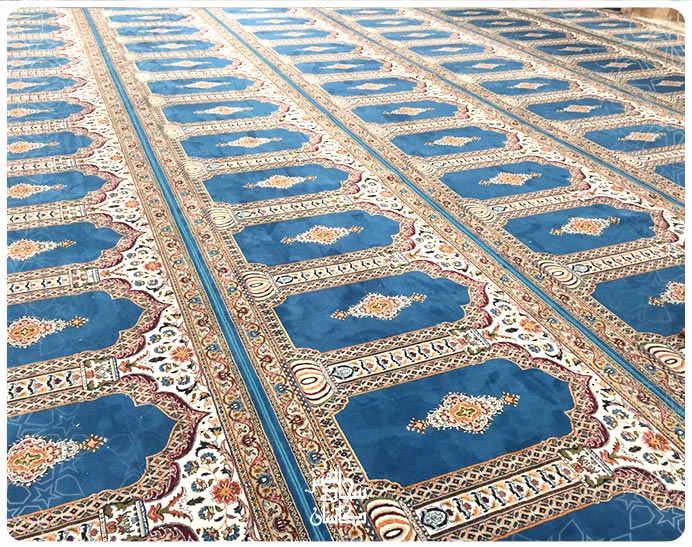 فرش مسجد خریداری و نصب شده از شرکت سجاده نقش کاشان