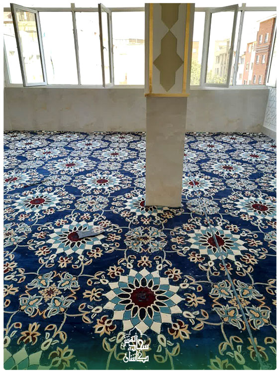 فرش سجاده ای رنگ آبی نمونه کار در آموزش پرورش تهران