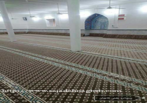 فرش های سجاده ای در مسجد امام حسین ع